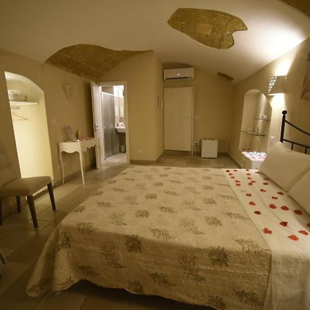 B&B Corte Cantalupi 加利波利 外观 照片